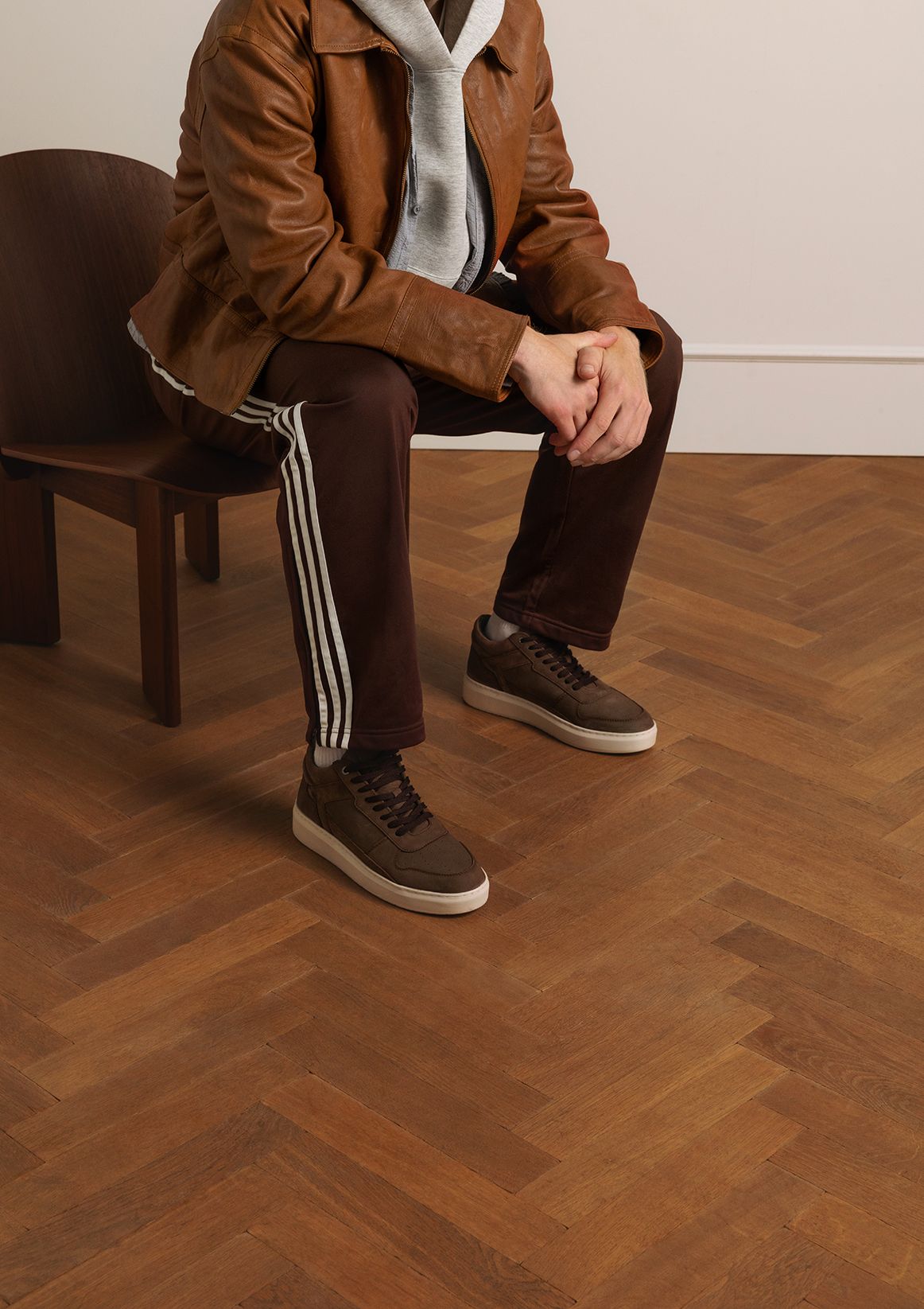 Cognac nubuck sneakers