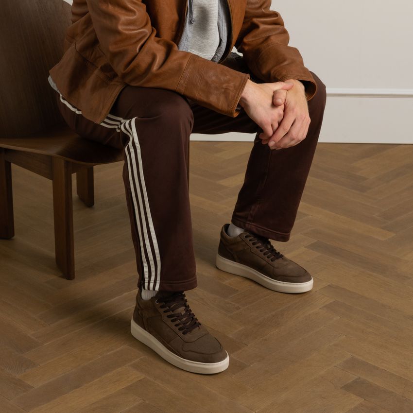 Cognacfarbene Nubuk-Sneaker
