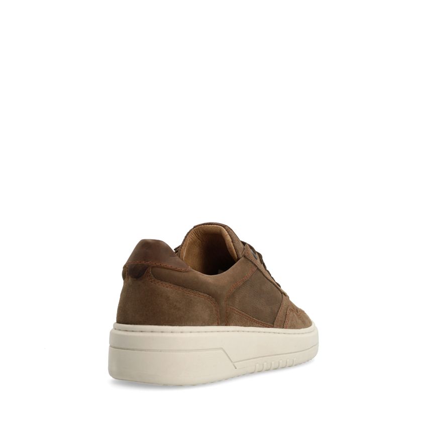 Bruine nubuck sneakers