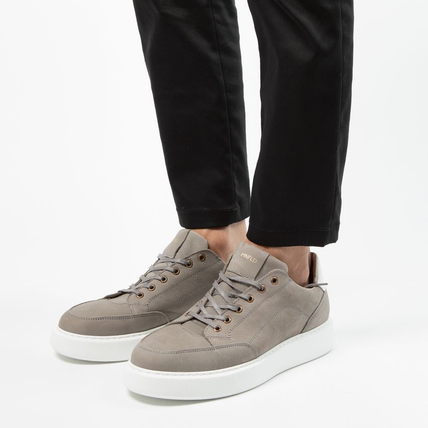 Taupe leren sneakers