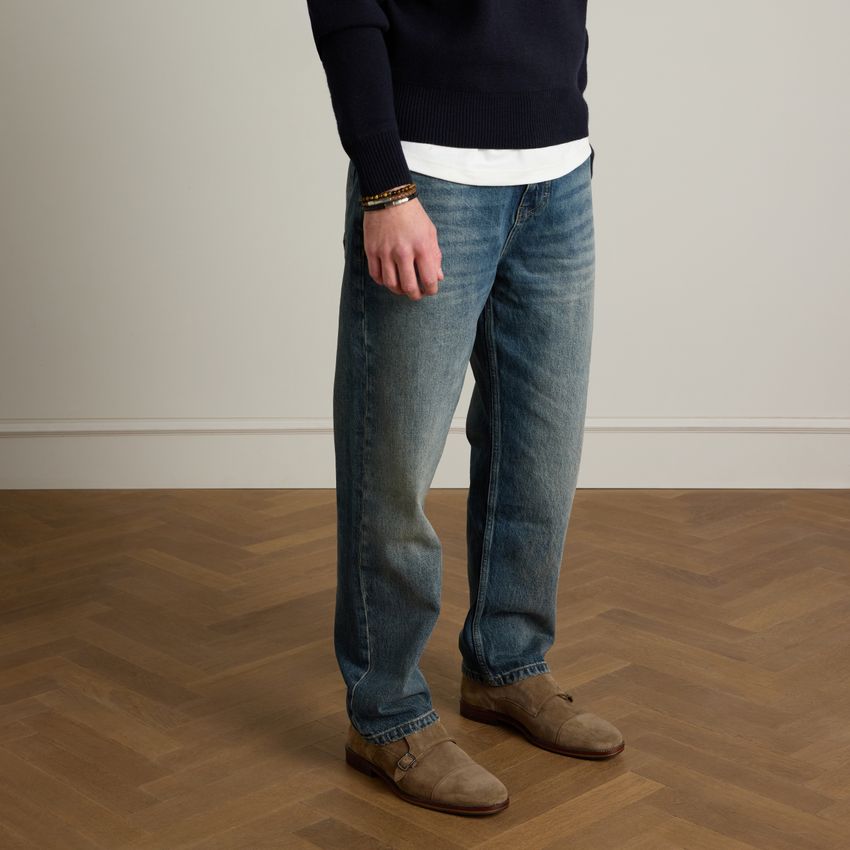 Taupefarbene Schnallenschuhe aus Veloursleder