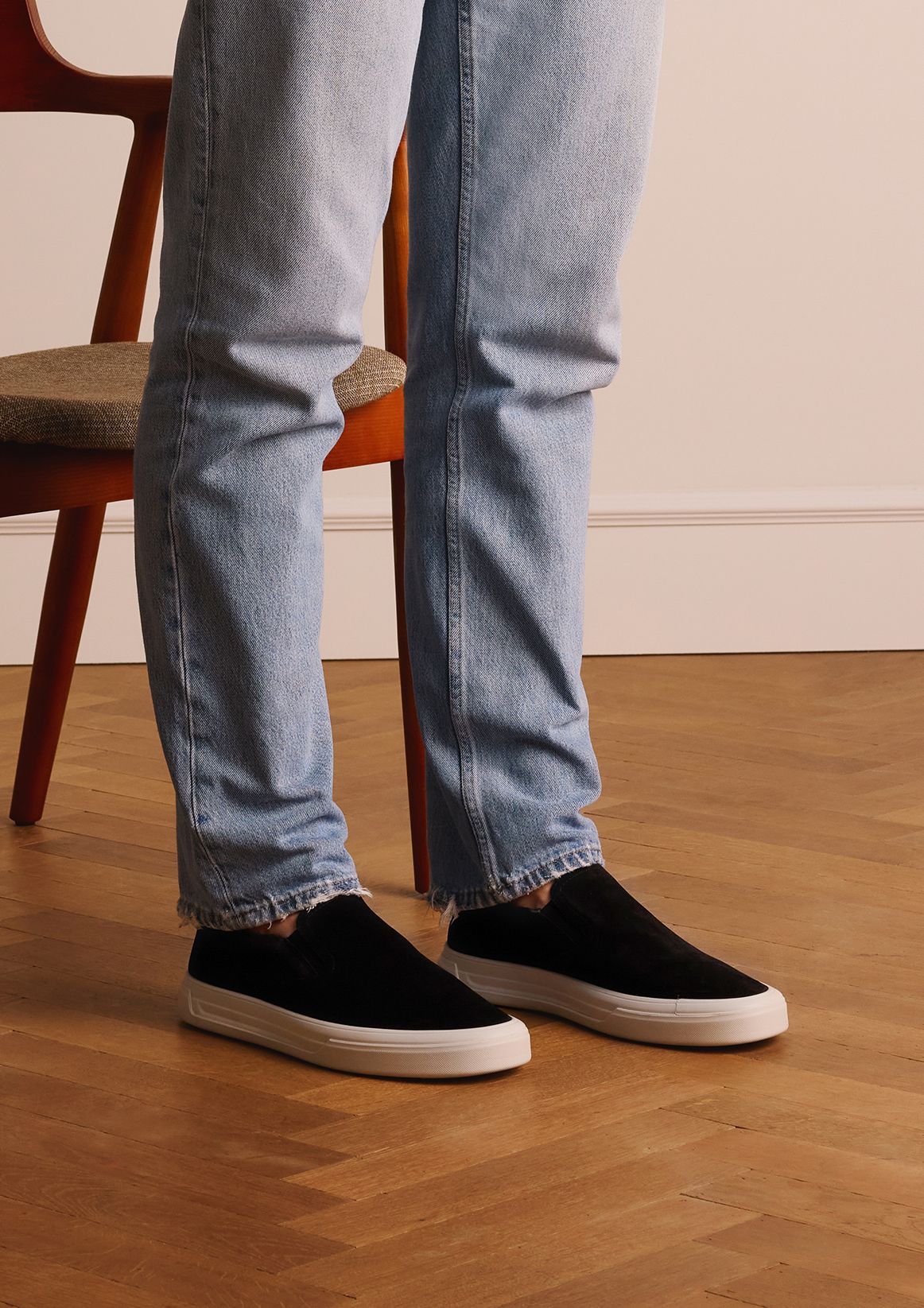 Zwarte suède loafers