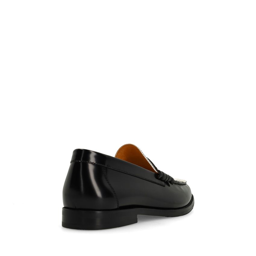 Zwarte leren loafers
