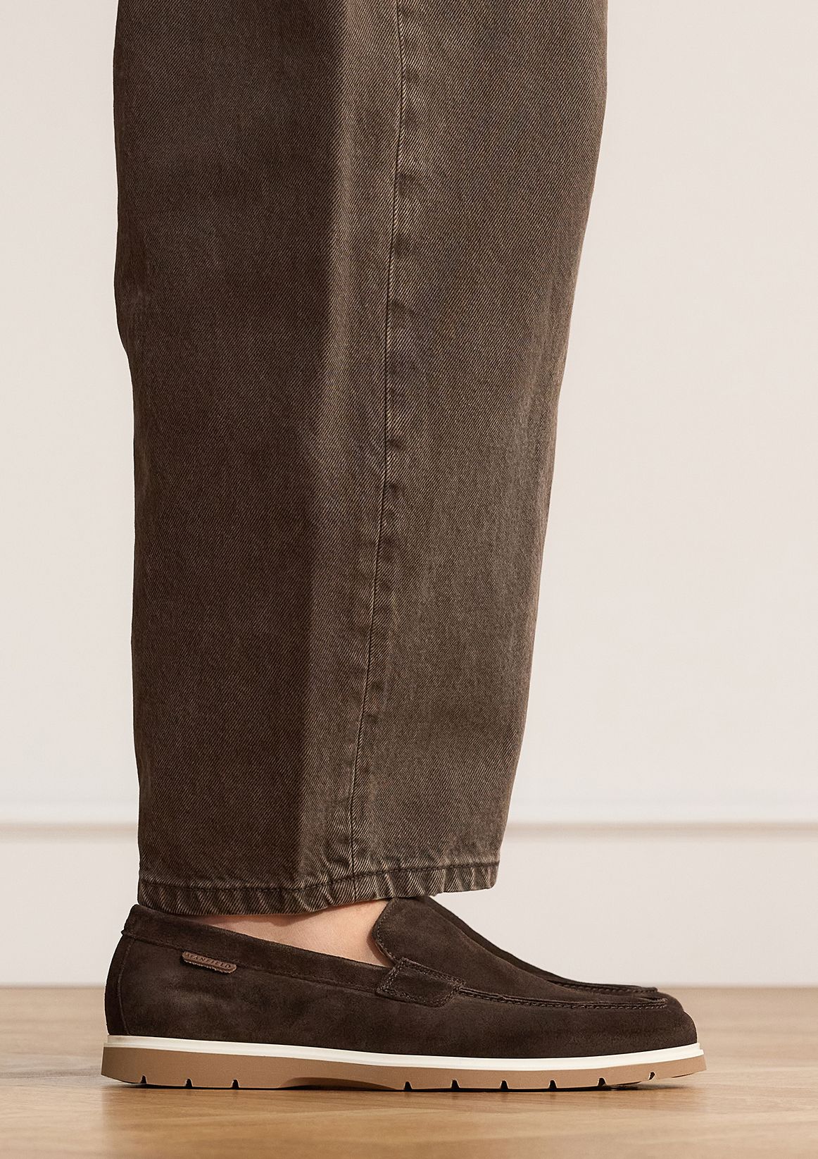 Bruine suède loafers