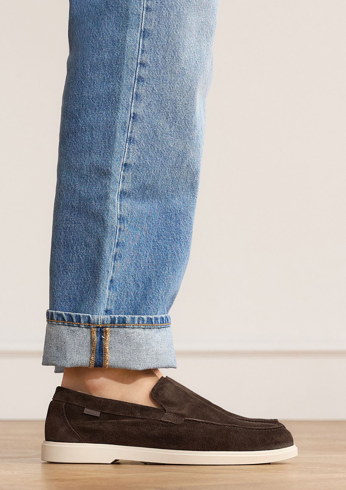 Bruine suède loafers
