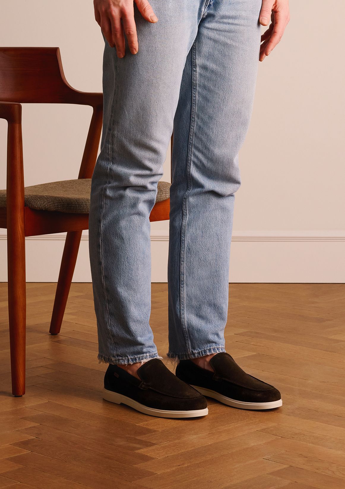 Bruine suède loafers