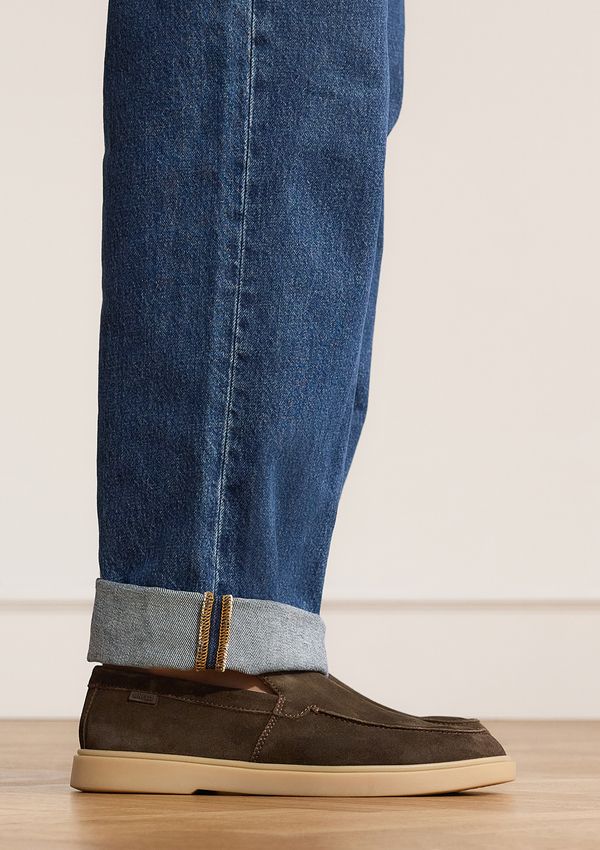 Braune Veloursleder-Loafer