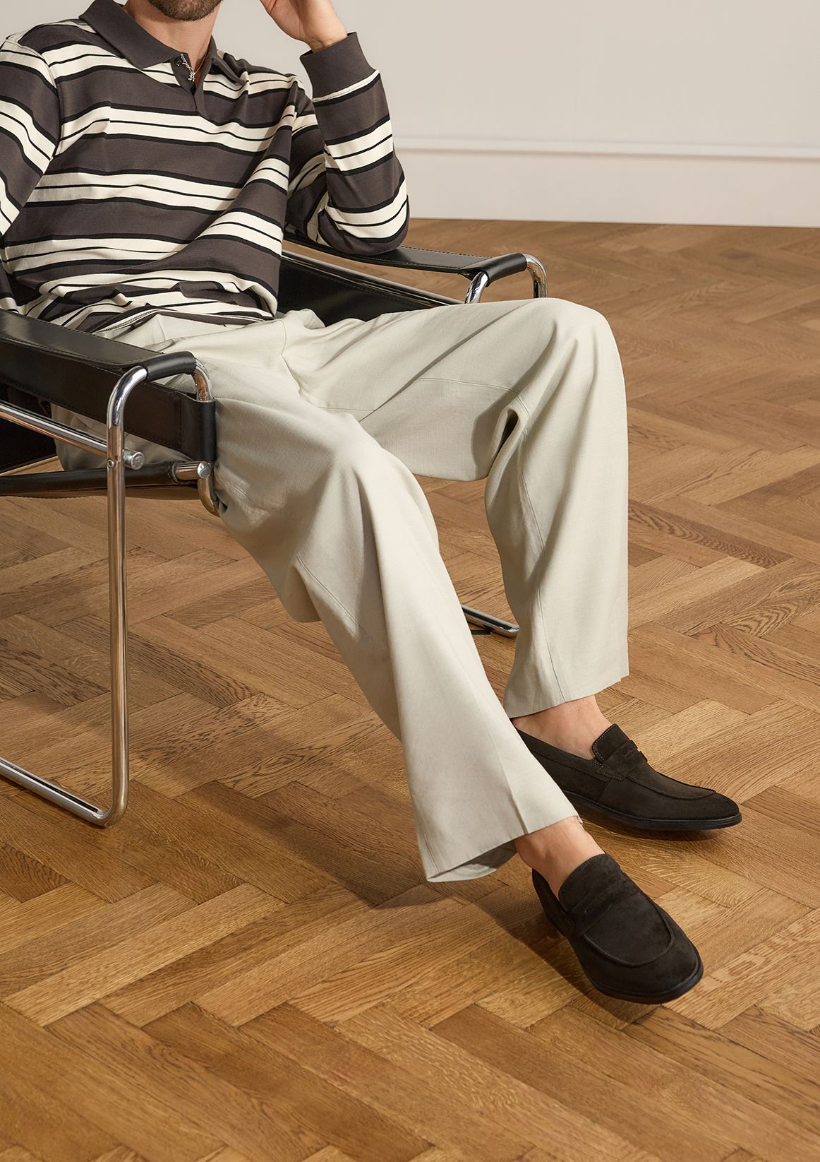 Dunkelbraune Veloursleder-Loafer
