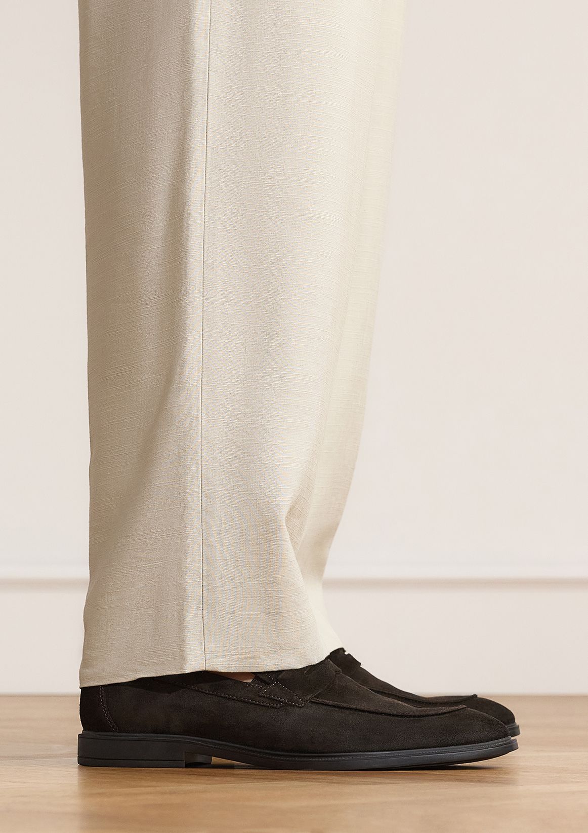 Dunkelbraune Veloursleder-Loafer