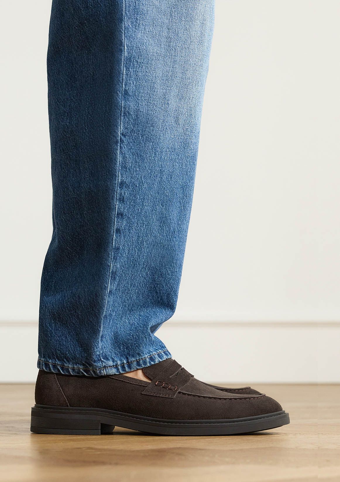 Braune Veloursleder-Loafer