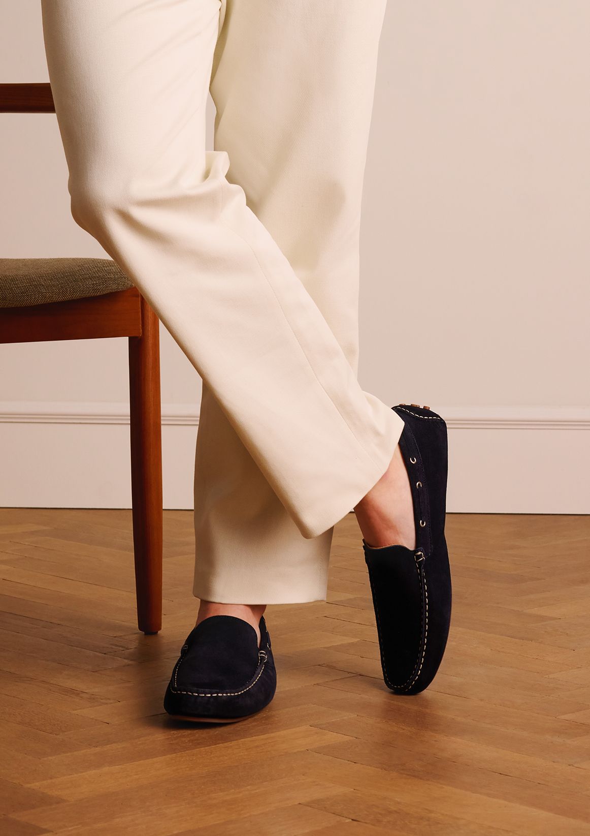 Marineblaue Veloursleder-Loafer
