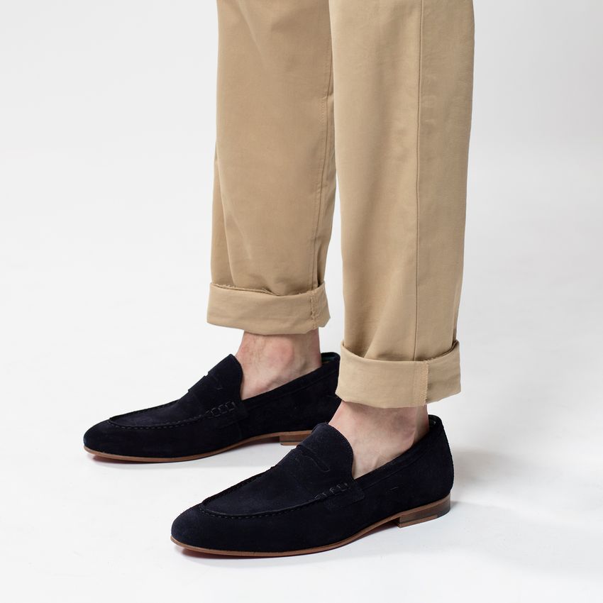 Blauwe suède loafers