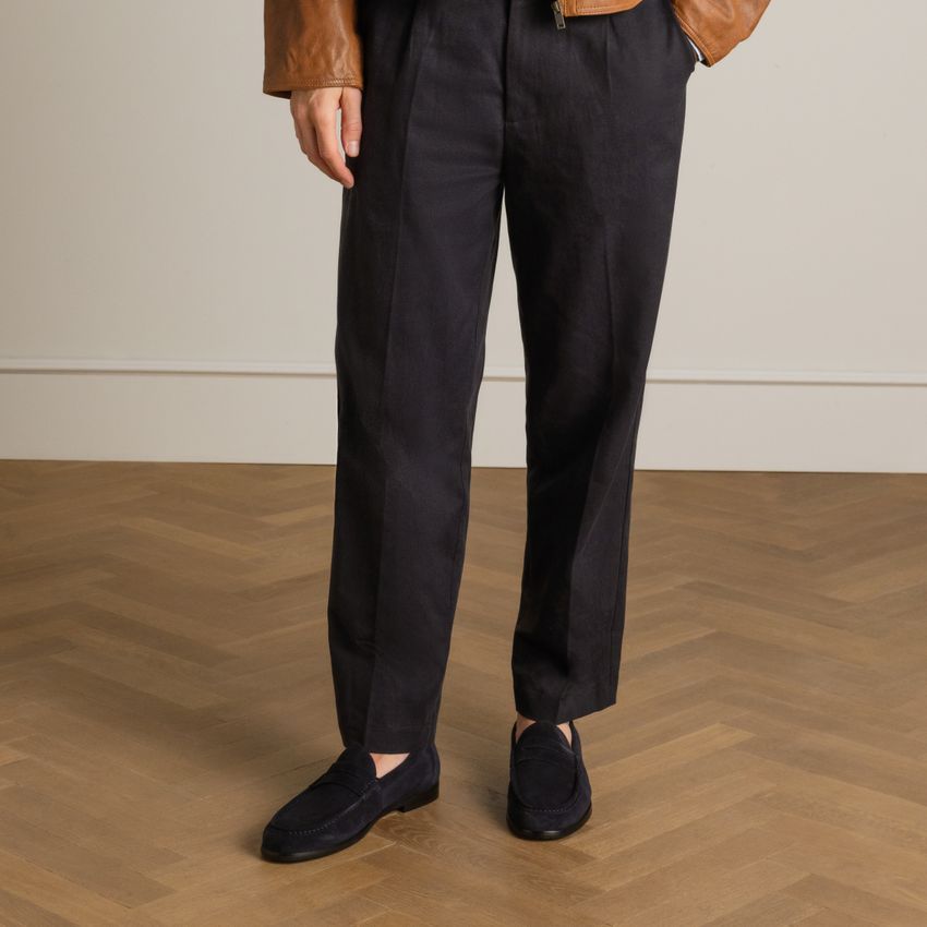 Marineblaue Veloursleder-Loafer