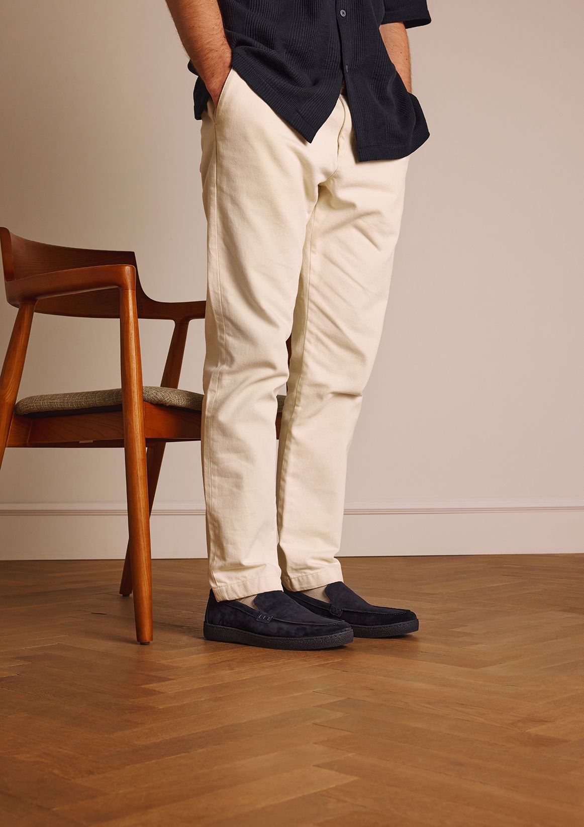 Donker blauwe suède loafers