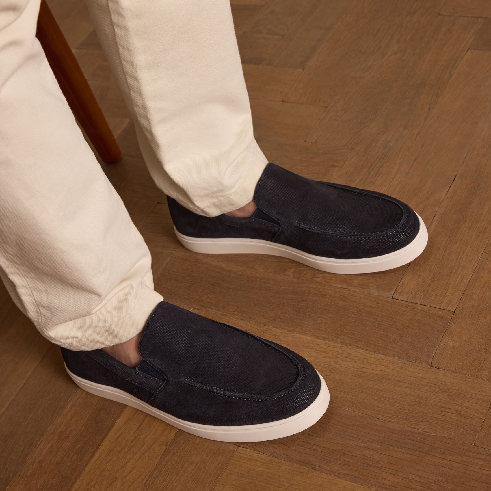 Donkerblauwe suède loafers