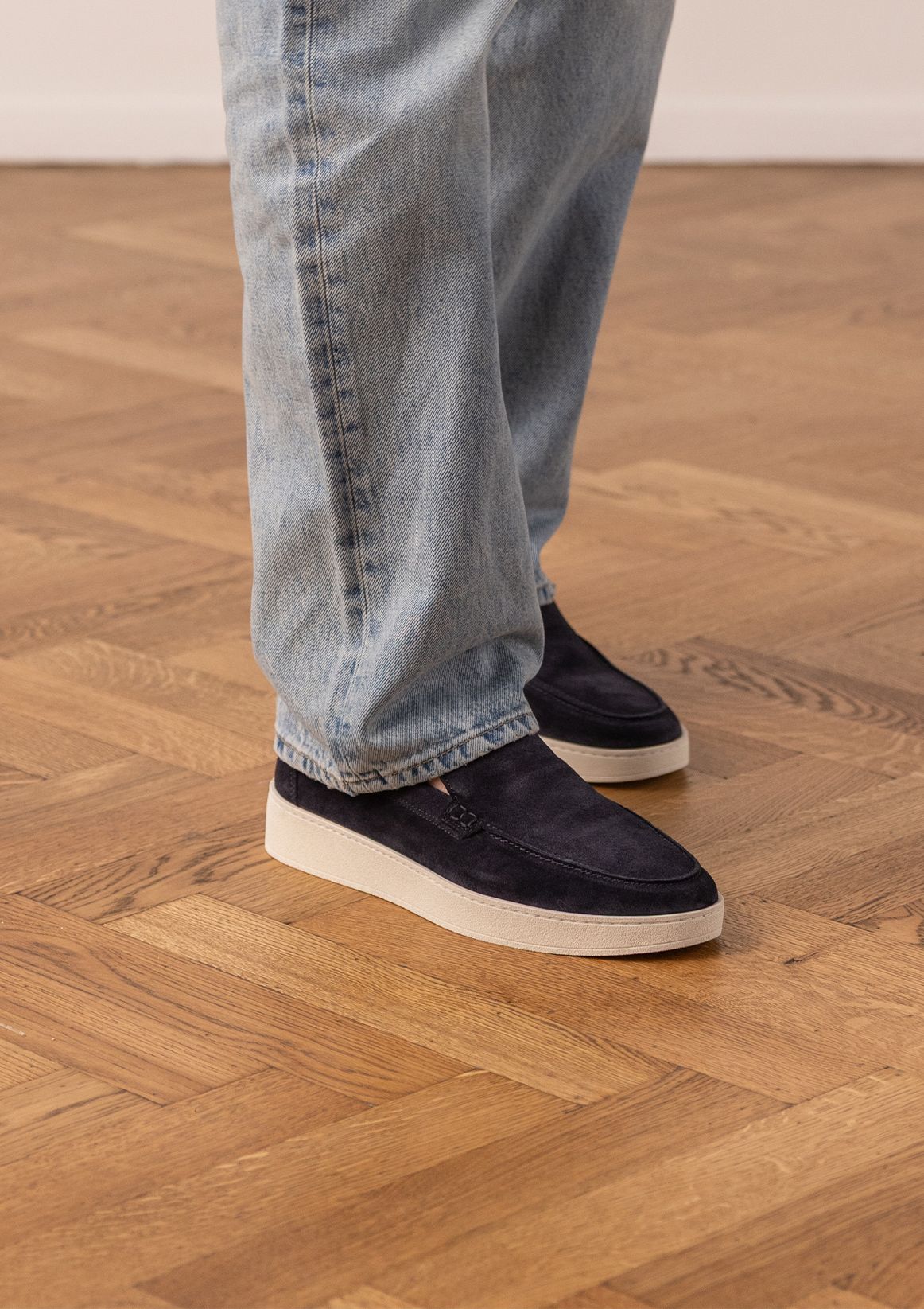 Donkerblauwe suède loafers