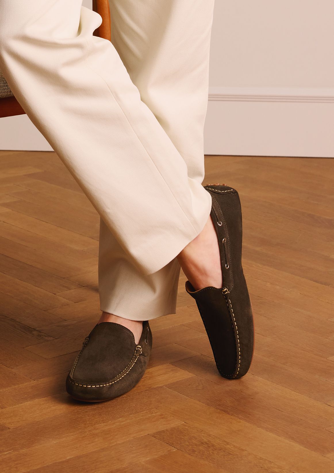 Groene suède loafers