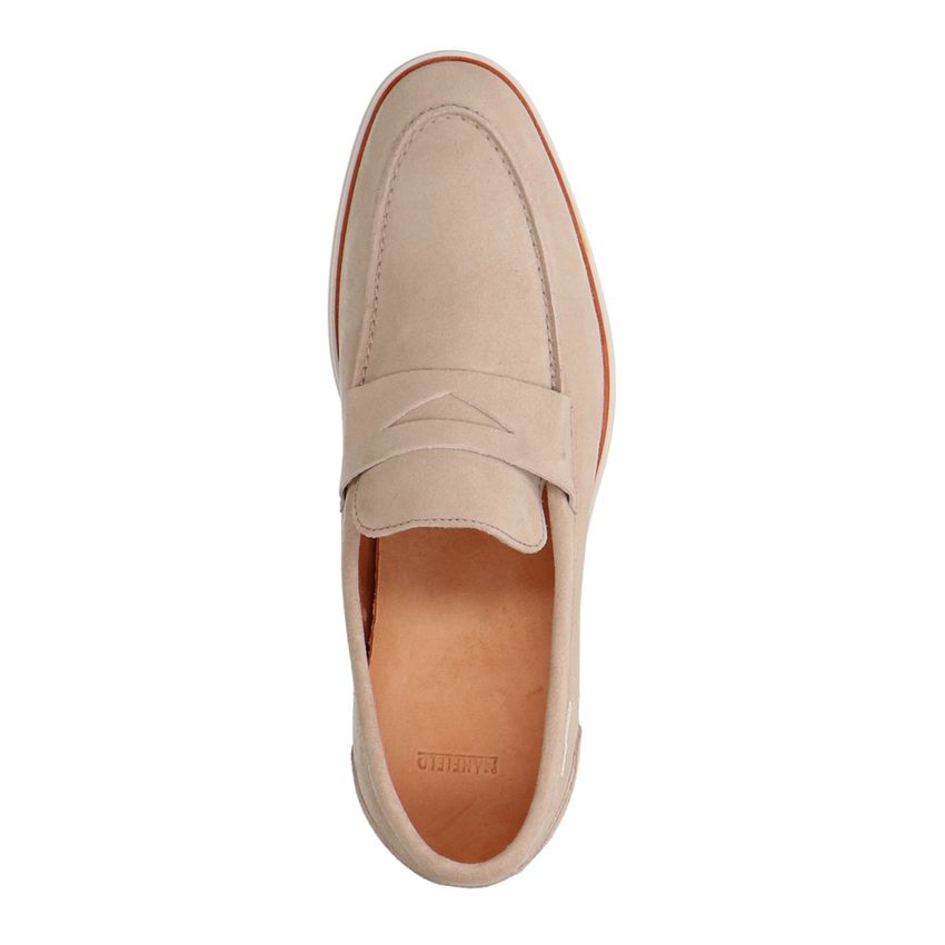 Beige suède loafers