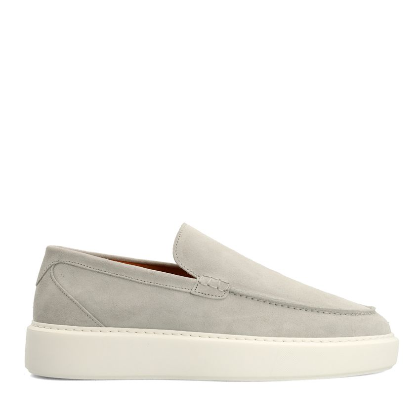 Hellgraue Veloursleder-Loafer