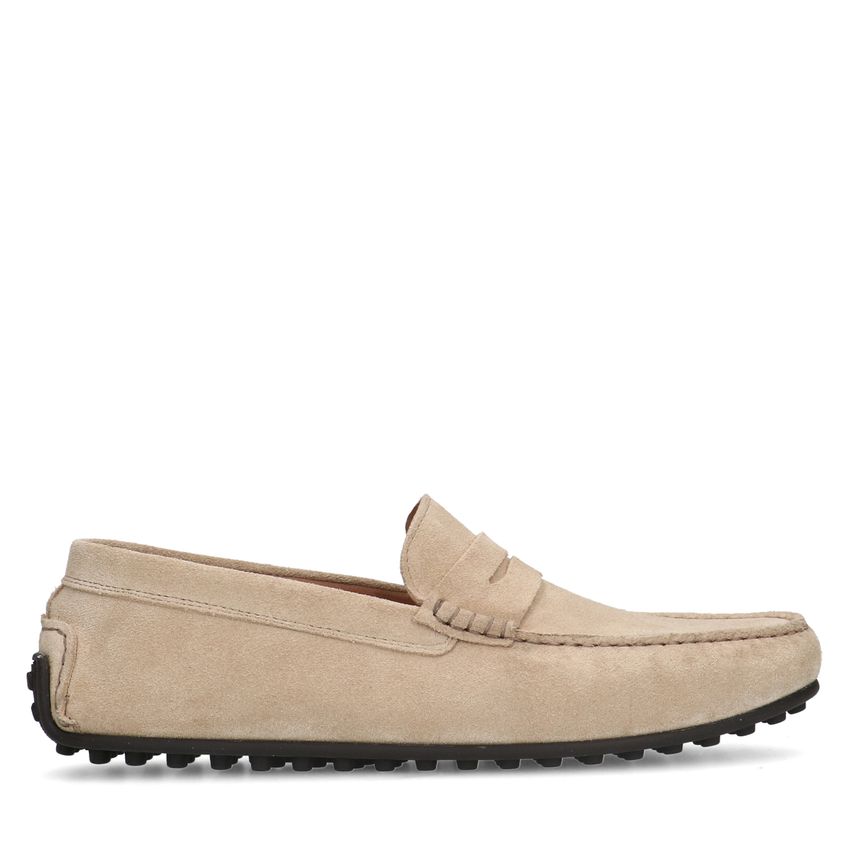 Beige suède loafers