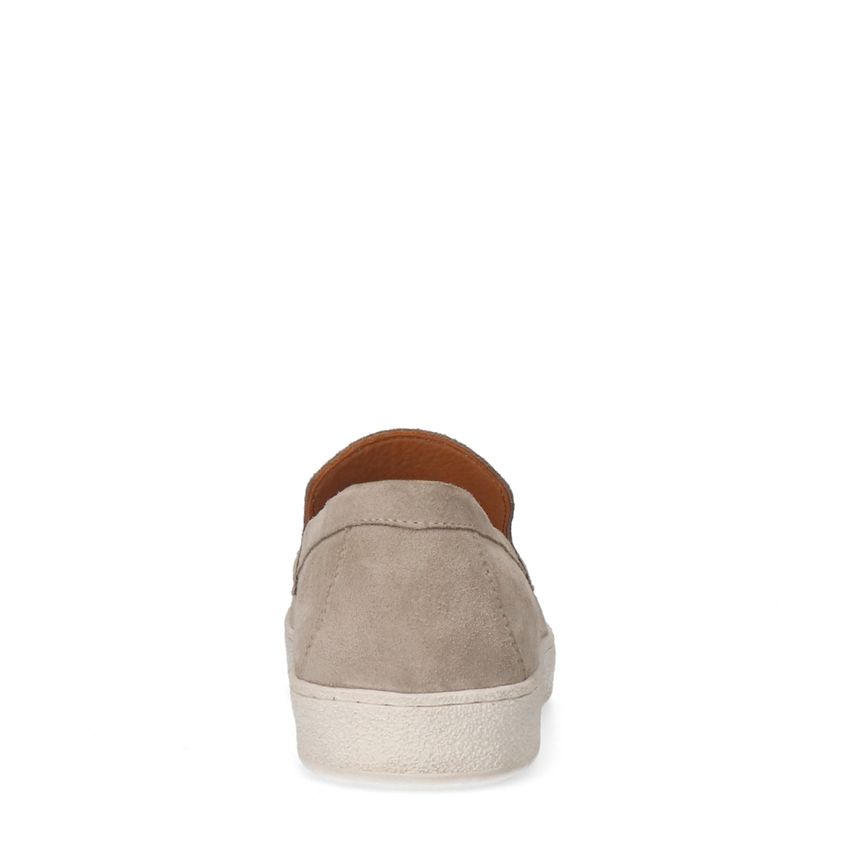 Beige suède loafers