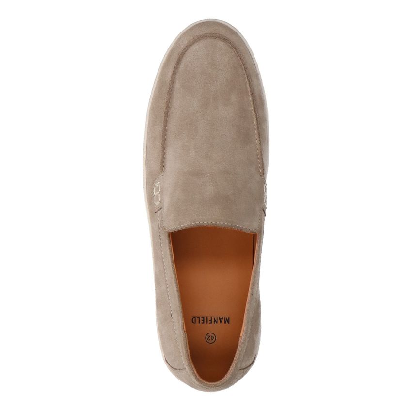 Beige suède loafers