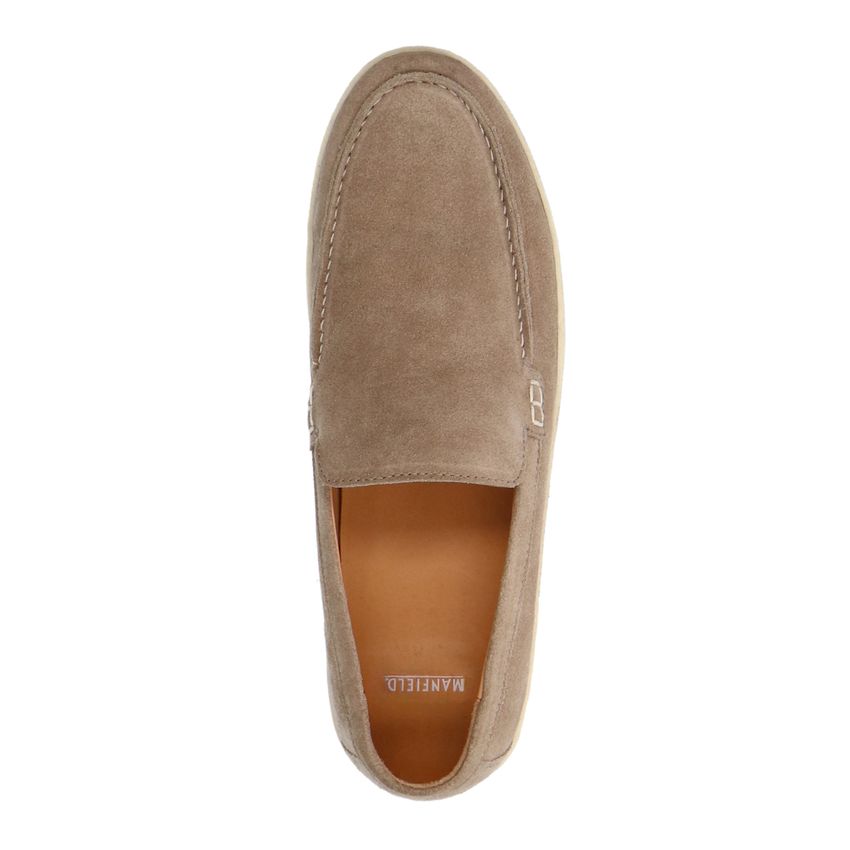 Beige suède loafers