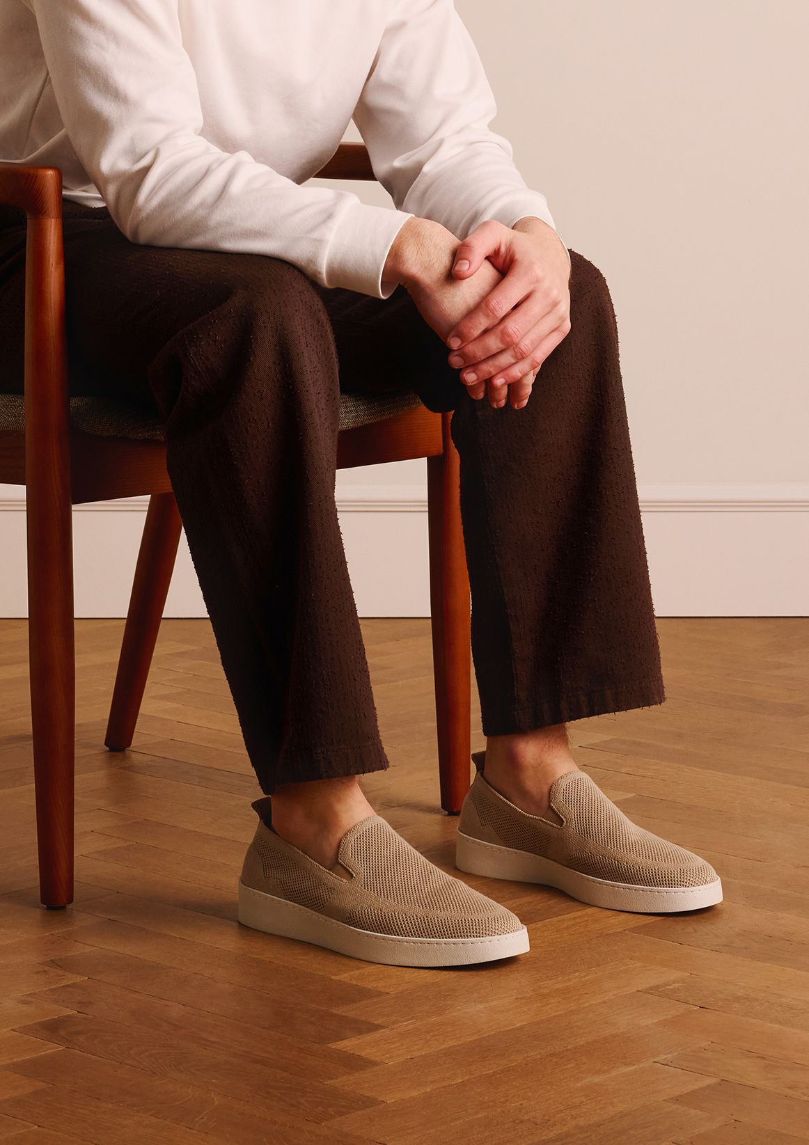 Beigefarbene Loafer
