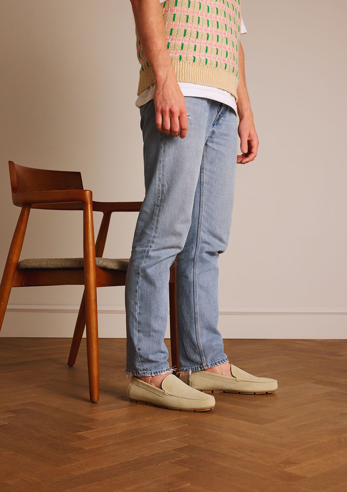 Beigefarbene Veloursleder-Loafer