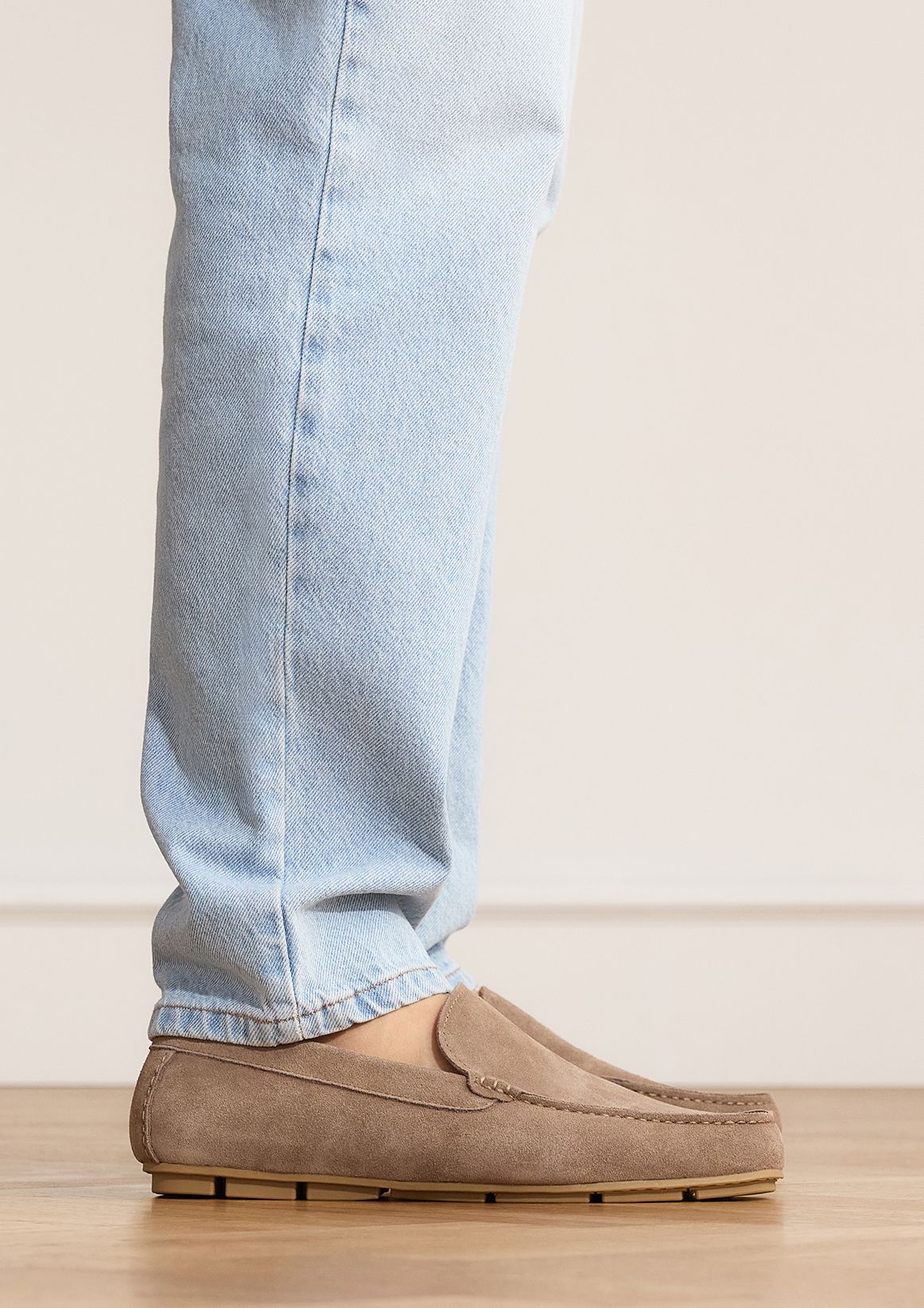 Taupe suède loafer