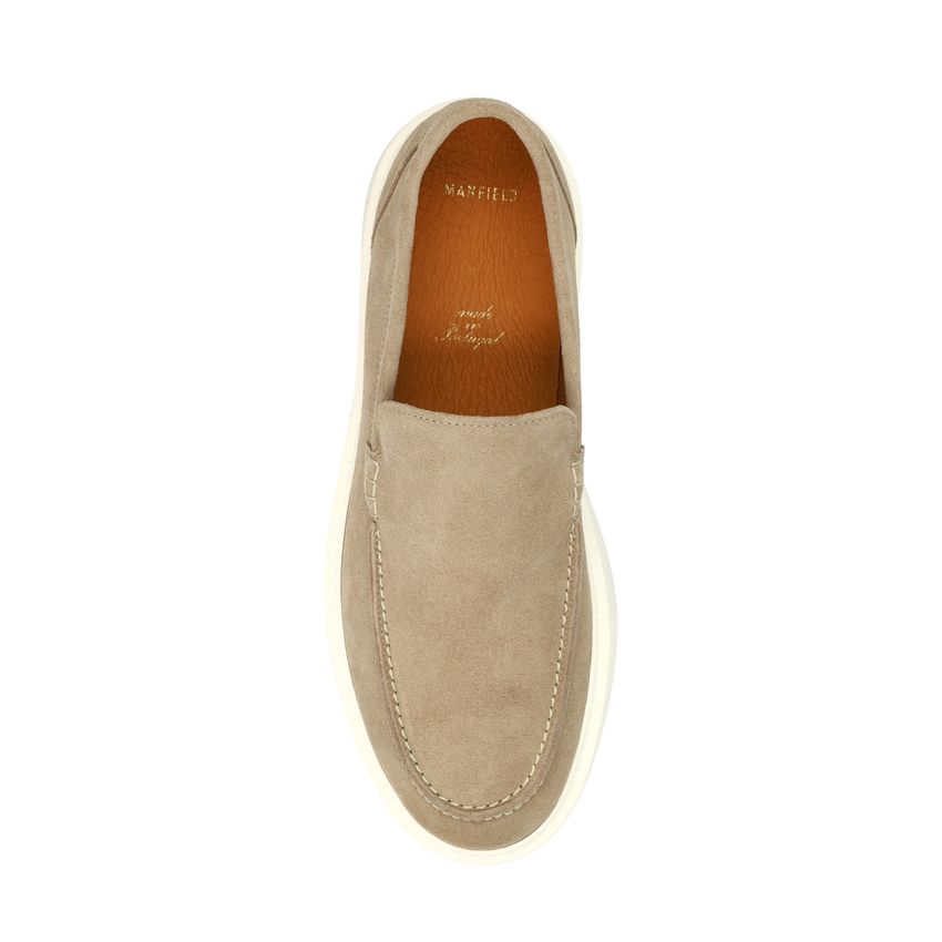 Beige suède loafers