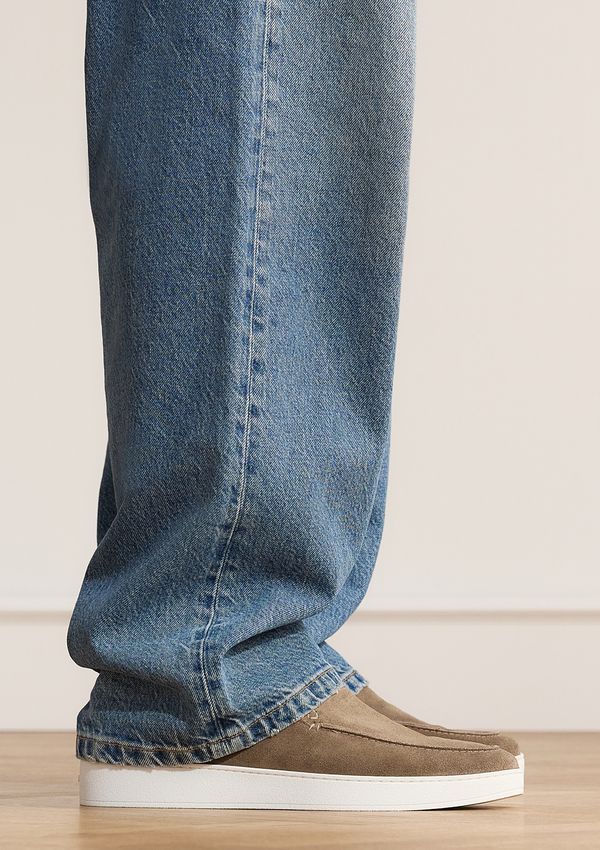 Beige suède loafers