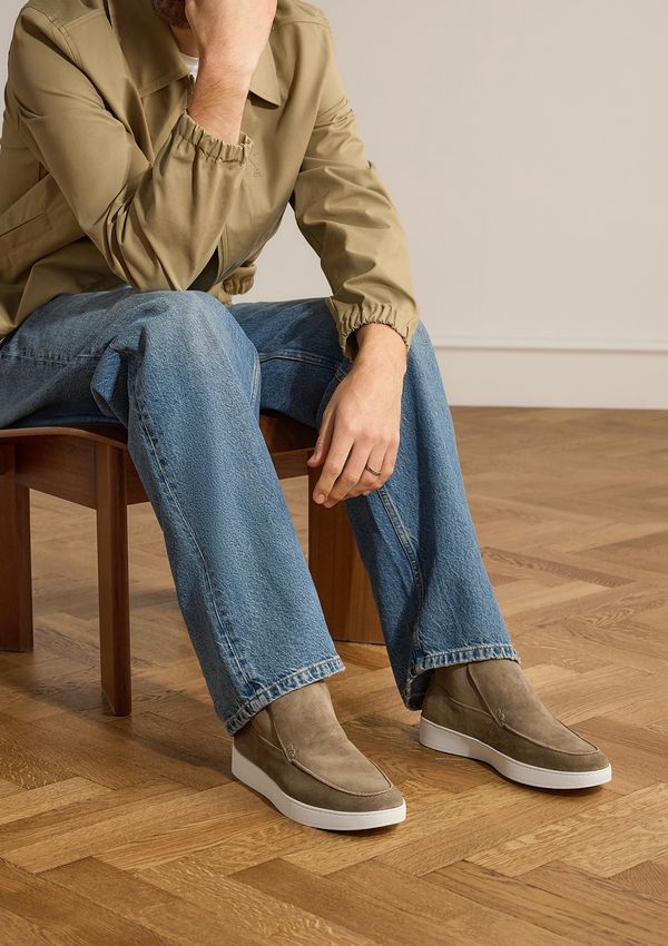 Beige suède loafers