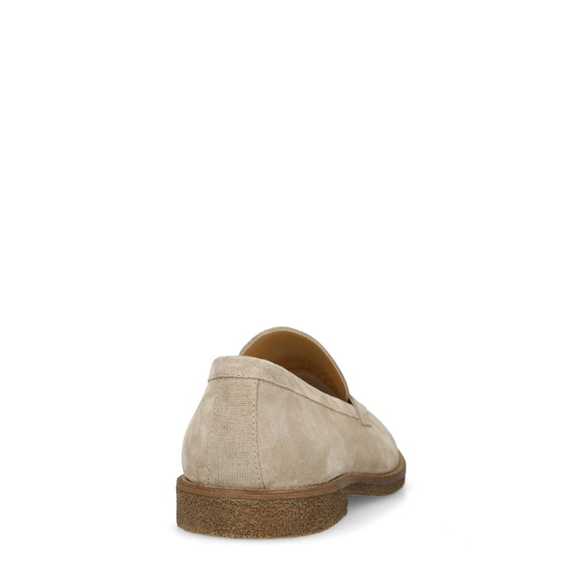 Beige suède loafers