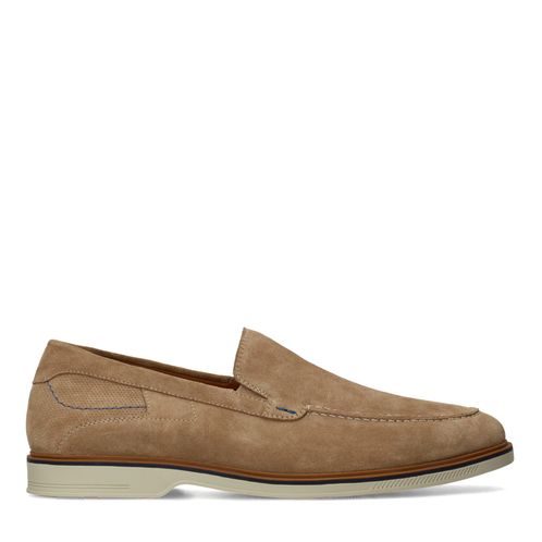 Beige suède loafers