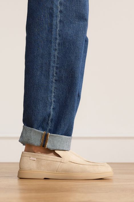 Beigefarbene Veloursleder-Loafer