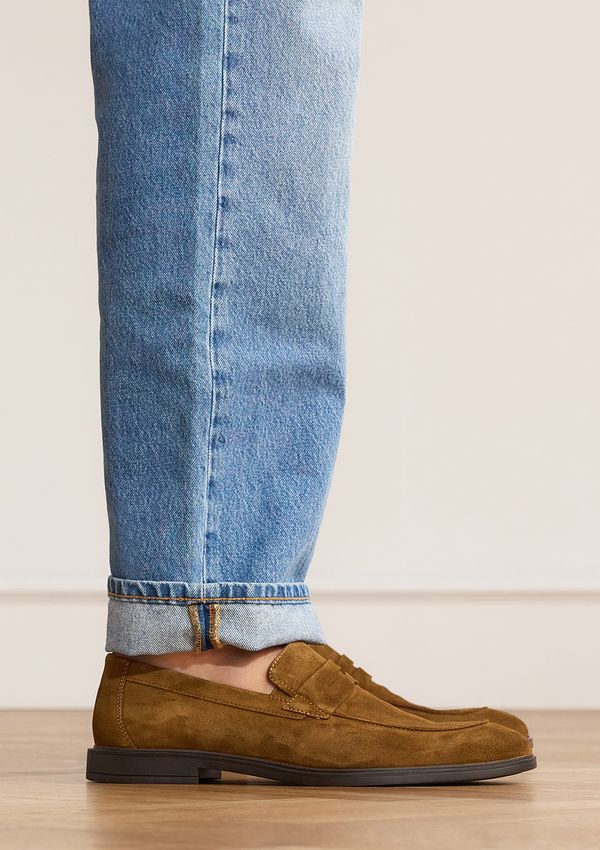 Cognacfarbene Veloursleder-Loafer