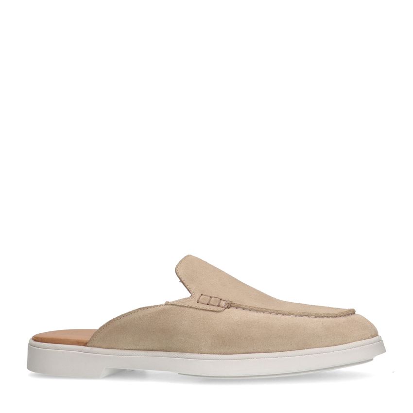 Beige suède slip on loafers