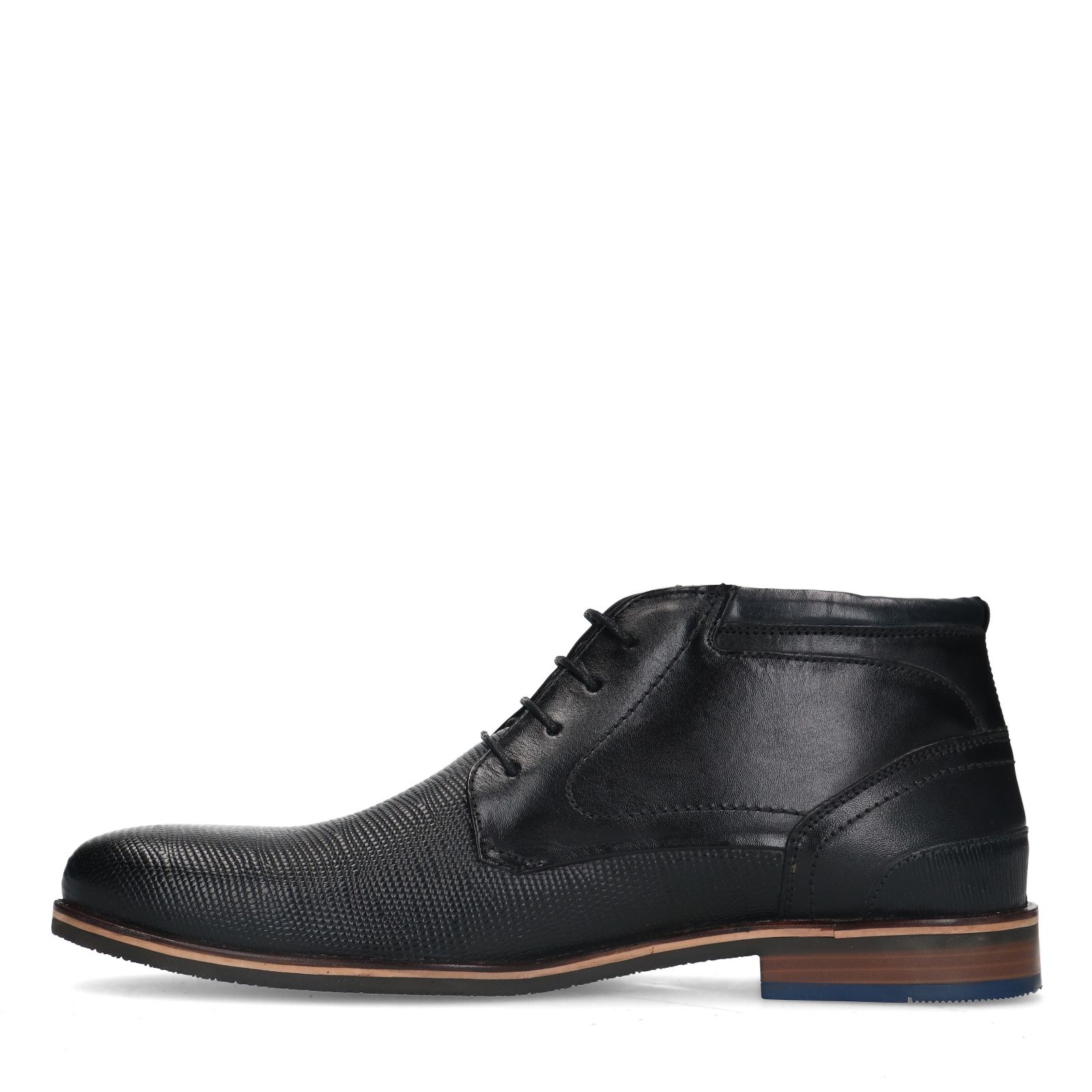 Zwarte leren veterboots