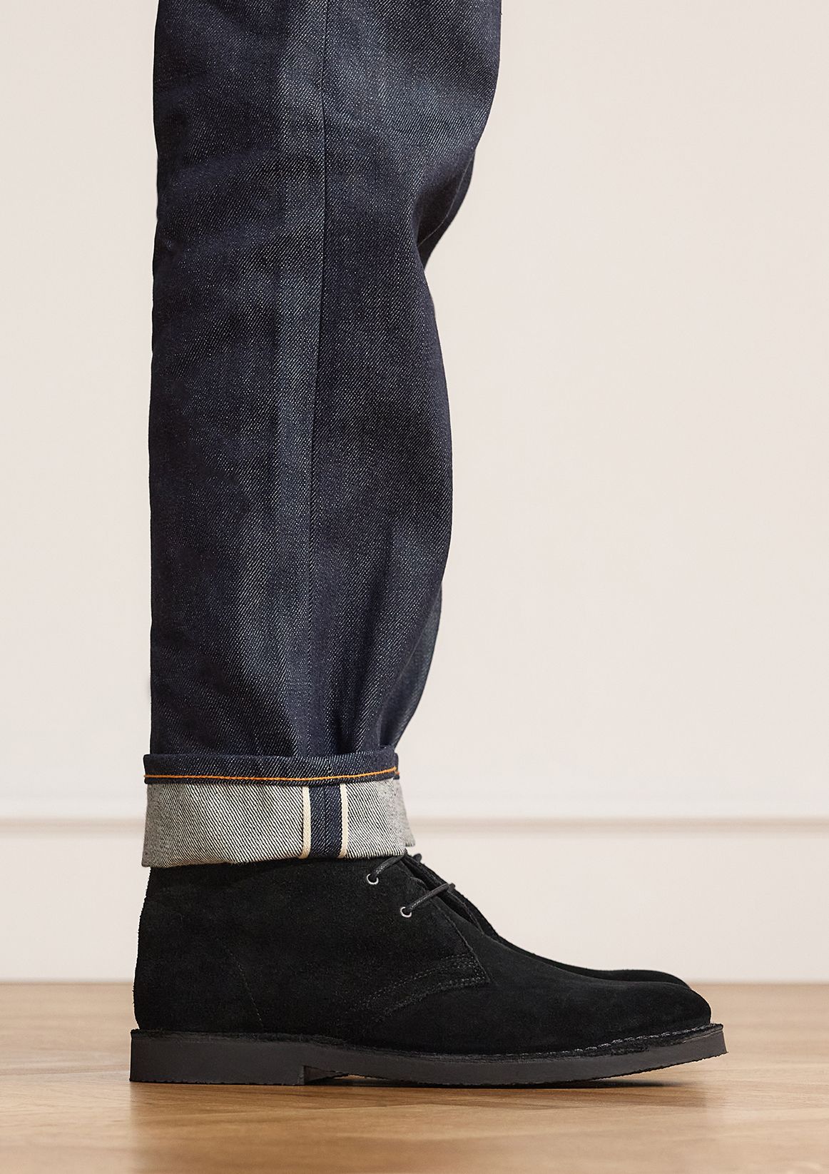 Zwarte suède desert boots