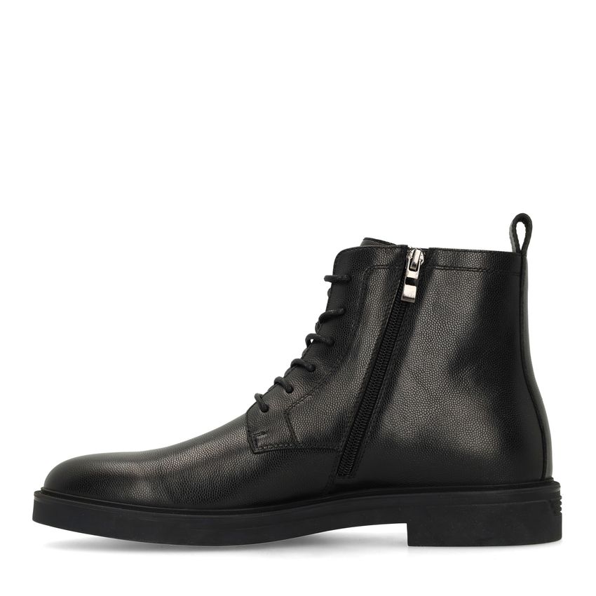 Schwarze Lederschnürboots