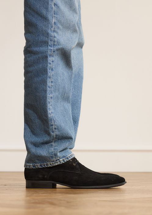 Zwarte suède veterschoenen