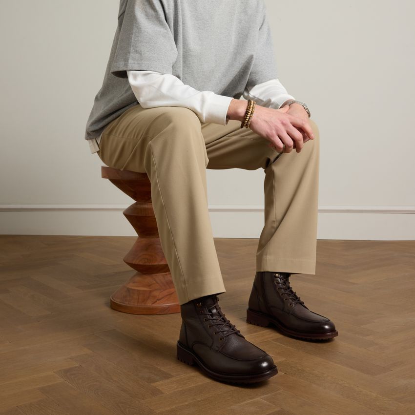 Braune Lederschnürboots