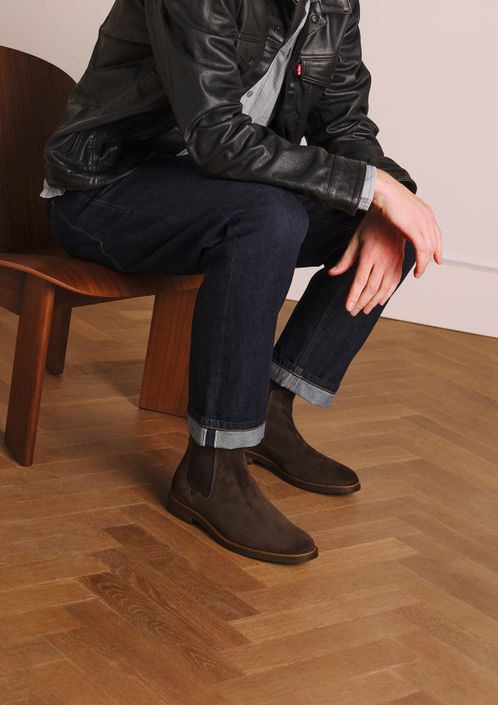 Donkerbruine suède chelsea boots