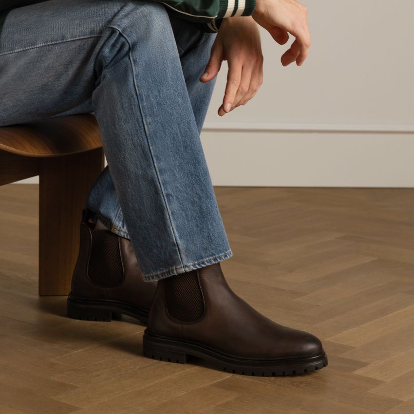 Bruine leren chelsea boots