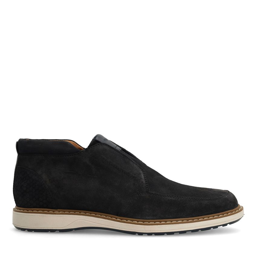 Navy suède chelsea boots