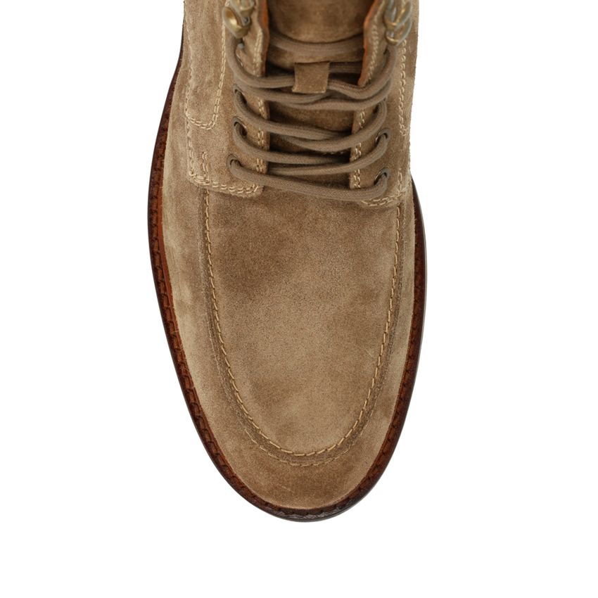 Taupefarbene Schnürboots aus Veloursleder