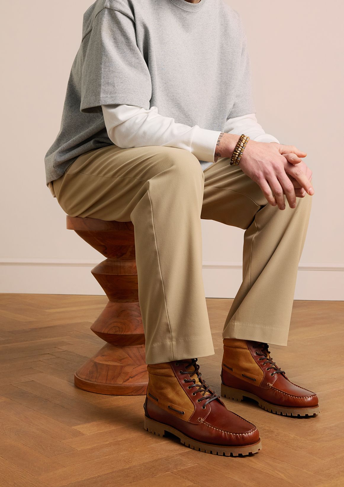 Cognacfarbene Lederschnürboots