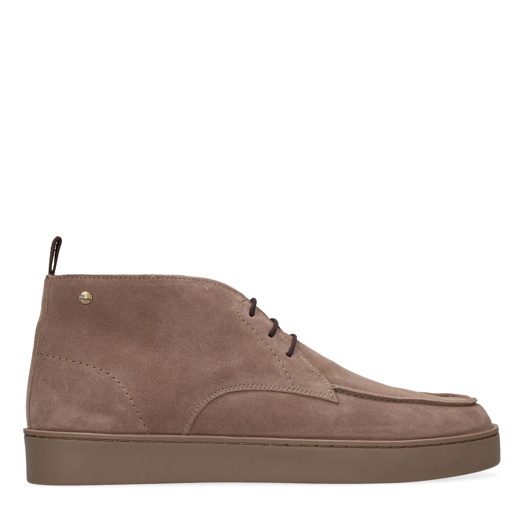 Beige suède desert boots