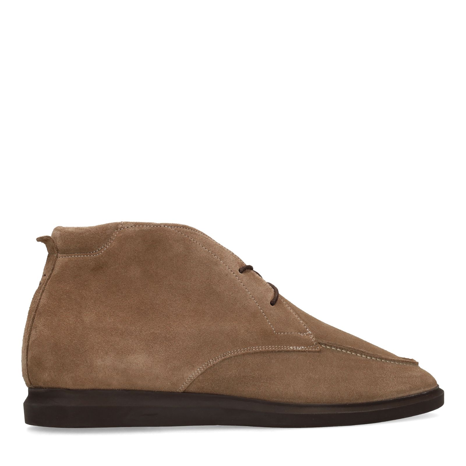 Taupe suède desert boots
